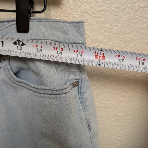 Banana Republic Denim Shorts‎ Light Wash Casual Everyday Size 6 - Picture 5 of 5